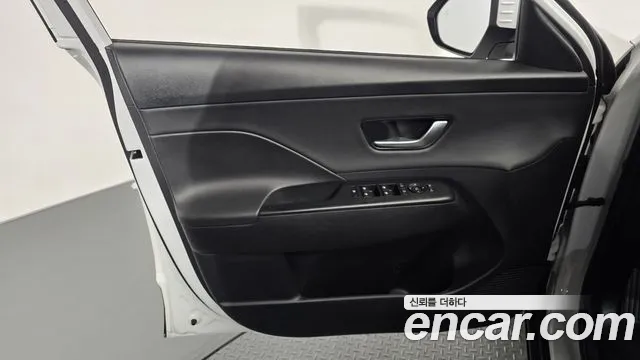 Hyundai Kona SX2 — Фото автомобиля 13