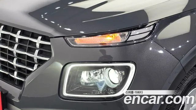 Hyundai Venue — Фото автомобиля 22