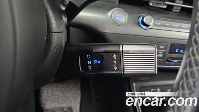 Hyundai Kona — Фото автомобиля 12