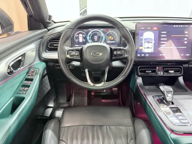 GAC Trumpchi GS8 — Фото автомобиля 10