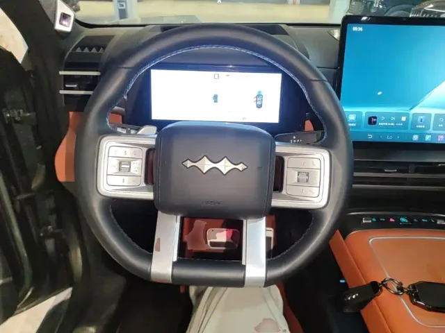 BYD FangChengBao Titanium 7 — Фото автомобиля 10