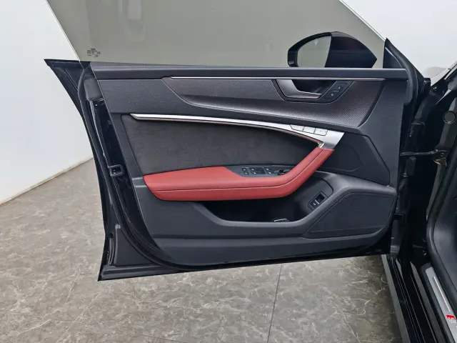 Audi A7L — Фото автомобиля 19