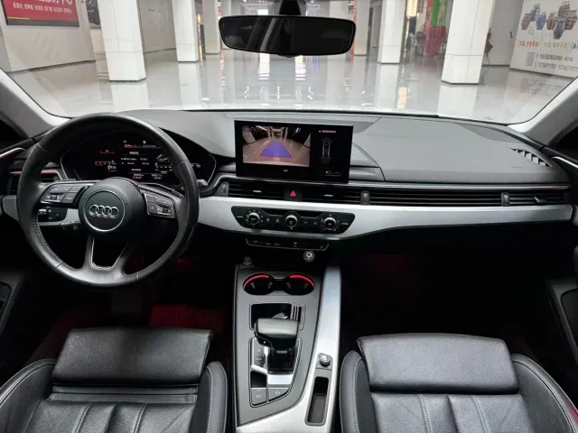Audi A4L — Фото автомобиля 14