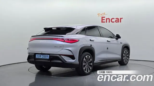 BYD Sealion 7 — Фото автомобиля 2
