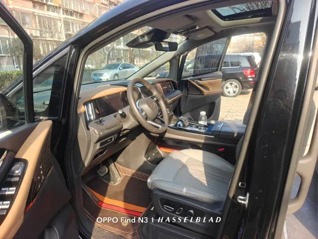 GAC Trumpchi M8 — Фото автомобиля 18