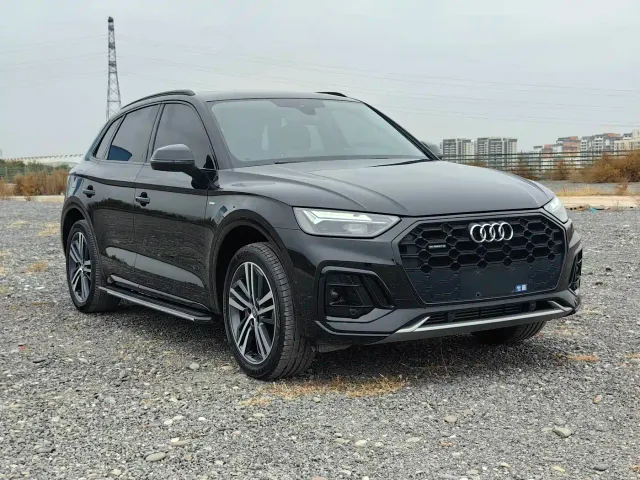 Audi Q5L — Фото автомобиля 3