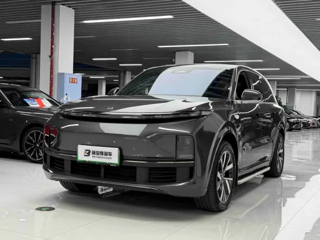 Фотография автомобиля — Li Auto L8