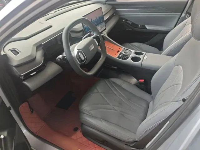 Geely Galaxy L6 — Фото автомобиля 14