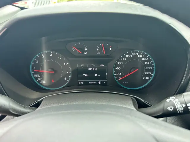 Chevrolet Equinox — Фото автомобиля 11
