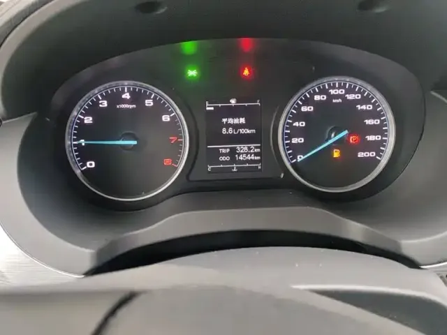 JAC Refine M3 — Фото автомобиля 7