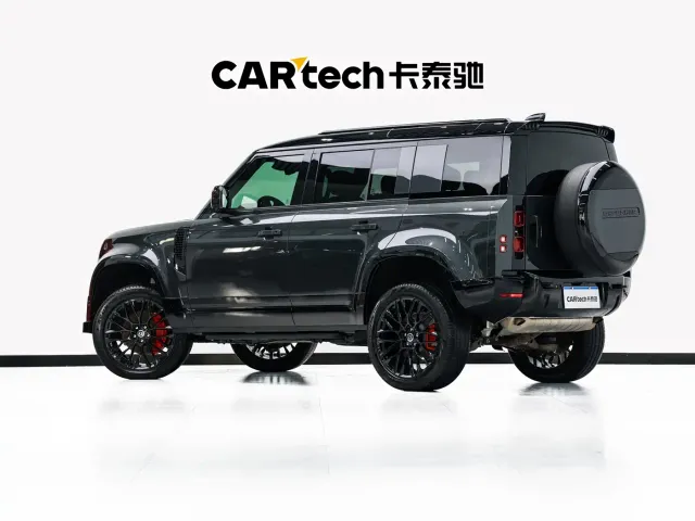 Land Rover Defender — Фото автомобиля 6