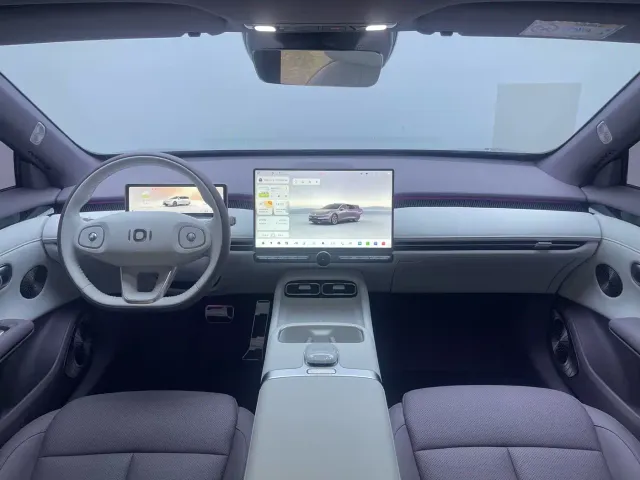 Changan Qiyuan A06 — Фото автомобиля 15
