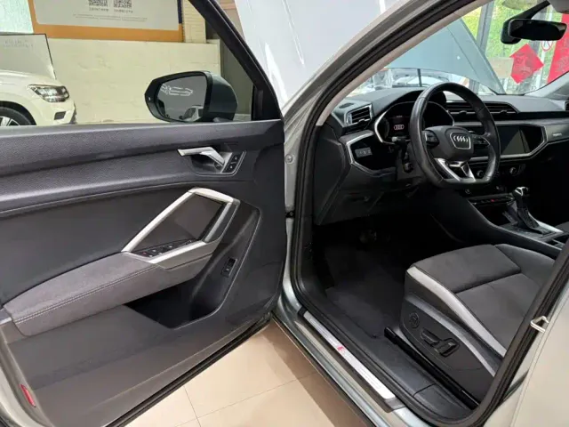 Audi Q3 — Фото автомобиля 8