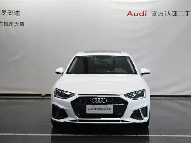 Audi A4L — Фото автомобиля 2