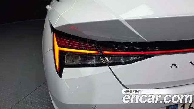 Hyundai Avante CN7 — Фото автомобиля 8