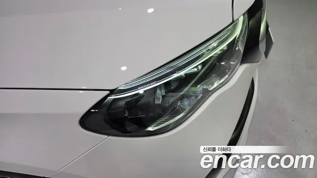 Mercedes-Benz E-Class W214 — Фото автомобиля 12