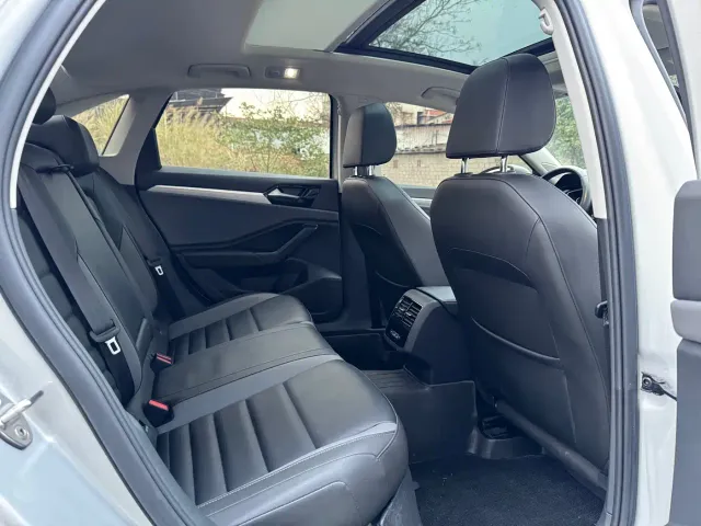 Volkswagen Sagitar — Фото автомобиля 9