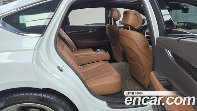 Genesis G80 Бензин 2.5 турбо AWD — Фото автомобиля 12