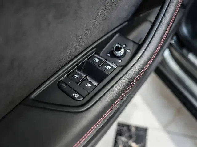 Audi S4 — Фото автомобиля 16