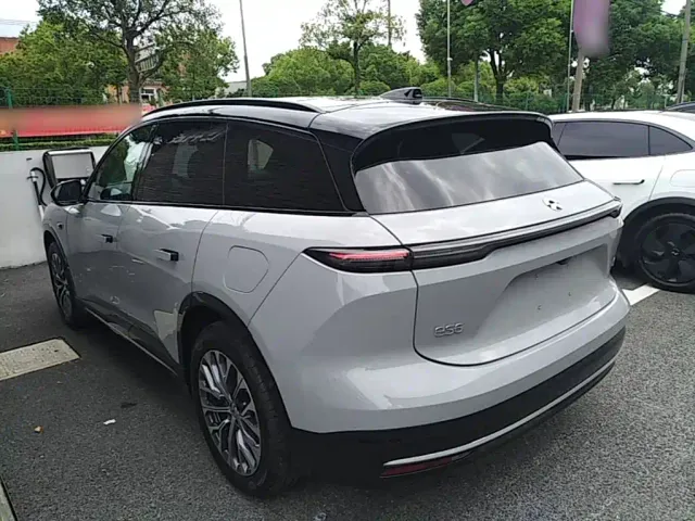 Nio ES6 — Фото автомобиля 4
