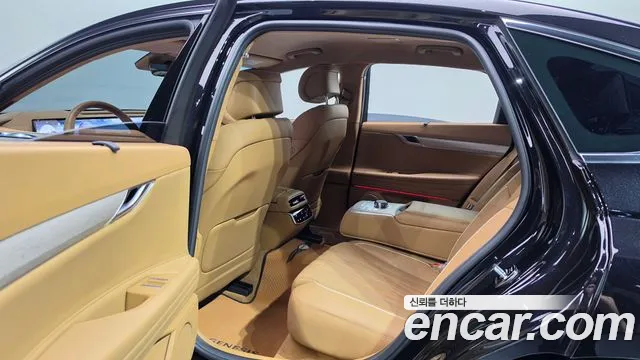 Genesis G80 Бензин 2.5 турбо AWD — Фото автомобиля 10