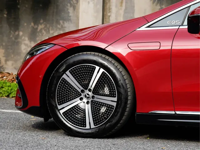 Mercedes-Benz EQS — Фото автомобиля 7