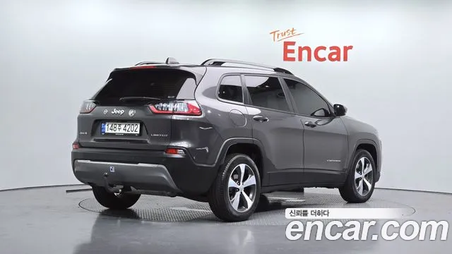 Jeep Cherokee Cherokee(KL) 2.4 Limited 2WD — Фото автомобиля 2