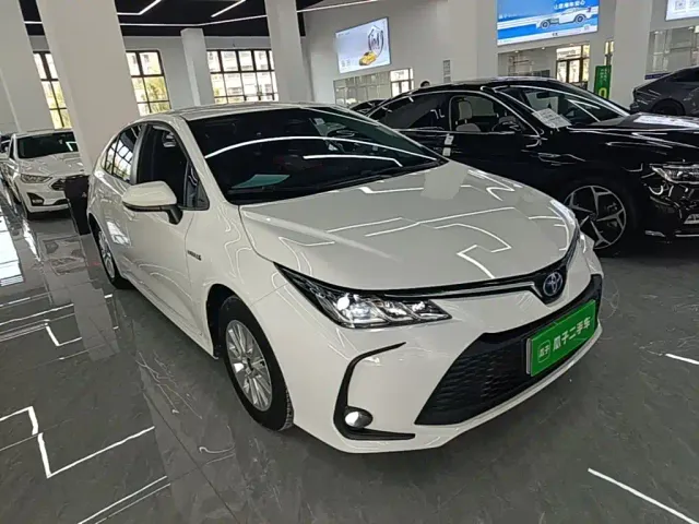 Toyota Corolla — Фото автомобиля 3