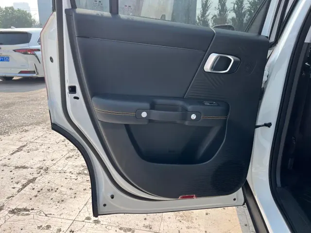BAIC BJ30 — Фото автомобиля 16