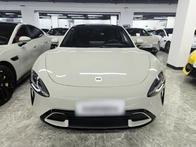 Xiaomi SU7 — Фото автомобиля 2