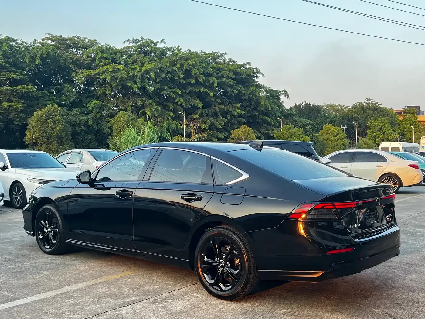 Honda Accord 2025 Sport Series 260TURBO Luxury Edition — Фото автомобиля 9