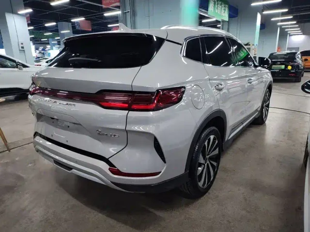 BYD Song PLUS — Фото автомобиля 6