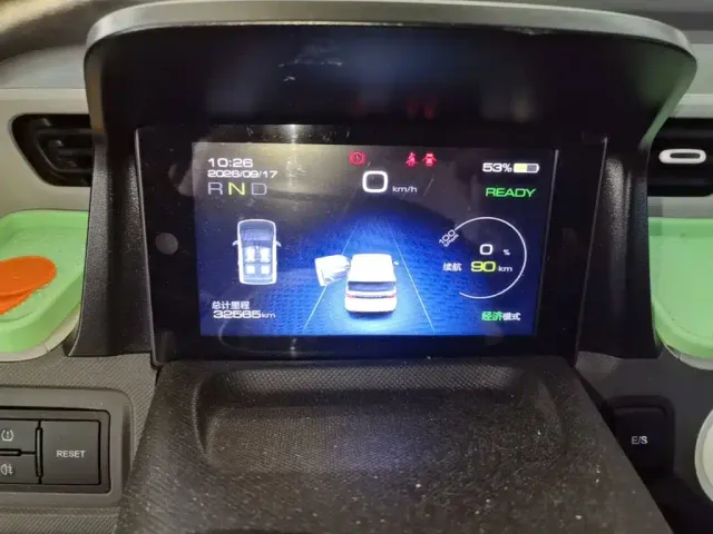 Wuling Hongguang Mini EV — Фото автомобиля 11