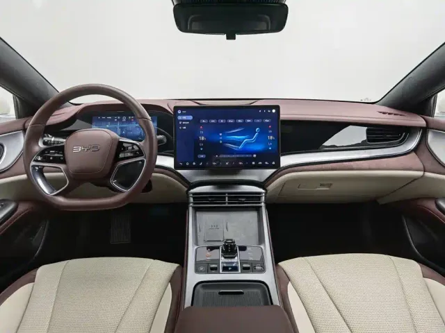 BYD Seal 07 DM-i — Фото автомобиля 5