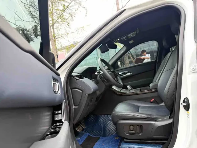 Land Rover Range Rover Velar — Фото автомобиля 7
