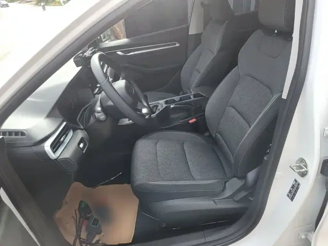 Geely Emgrand — Фото автомобиля 14