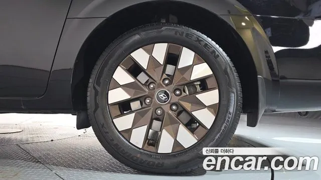 Hyundai Staria — Фото автомобиля 20