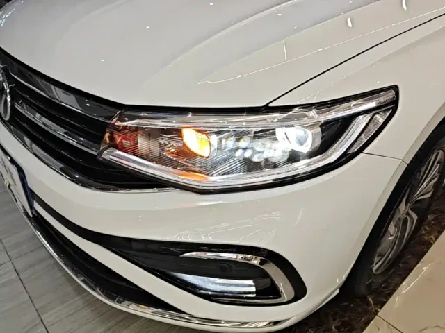 Volkswagen Bora — Фото автомобиля 23