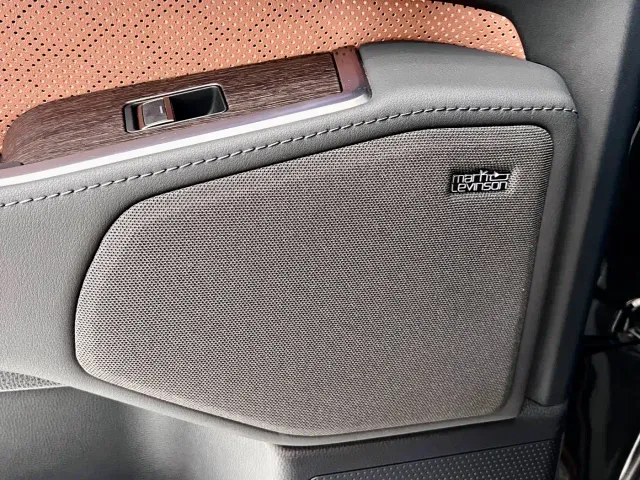 Lexus GX — Фото автомобиля 21