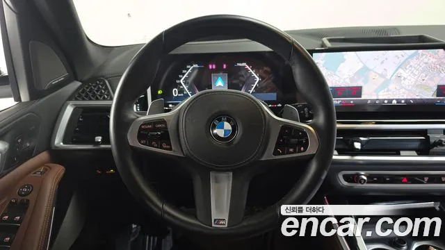 BMW X5 xDrive 40i M Sport — Фото автомобиля 10