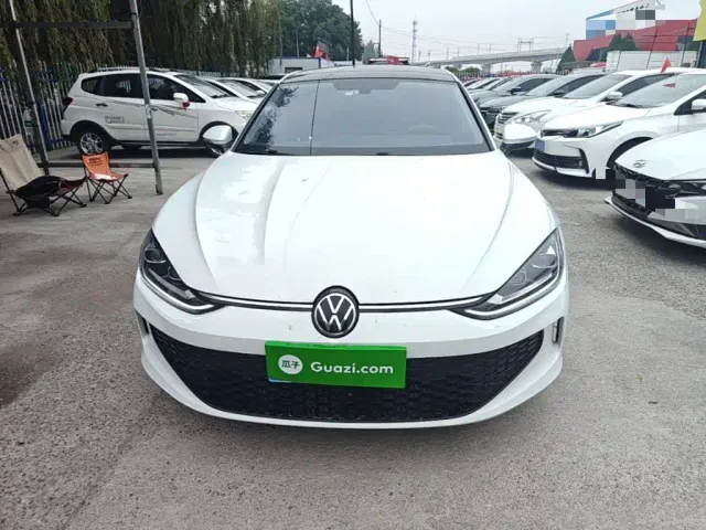 Volkswagen Lamando — Фото автомобиля 2