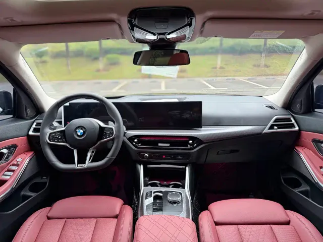 BMW 3 Series — Фото автомобиля 12
