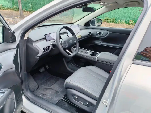 Changan Qiyuan Q05 — Фото автомобиля 10