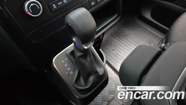 Hyundai Staria New — Фото автомобиля 9