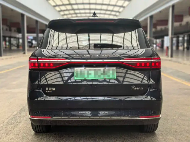 BYD Song MAX — Фото автомобиля 12