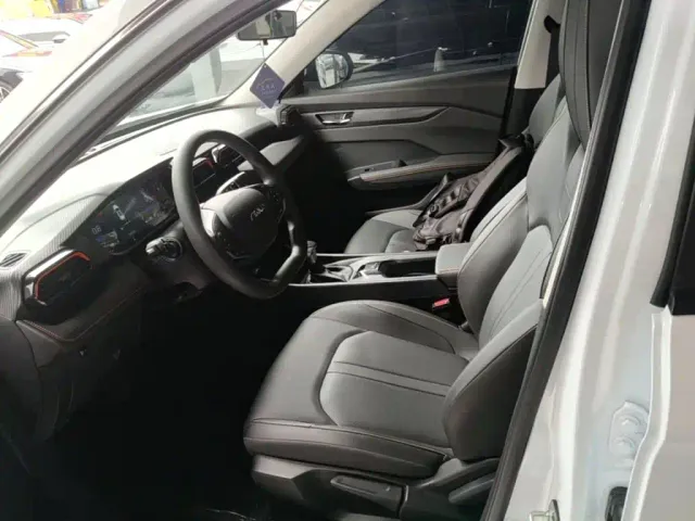 Dongfeng Yixuan GS — Фото автомобиля 14