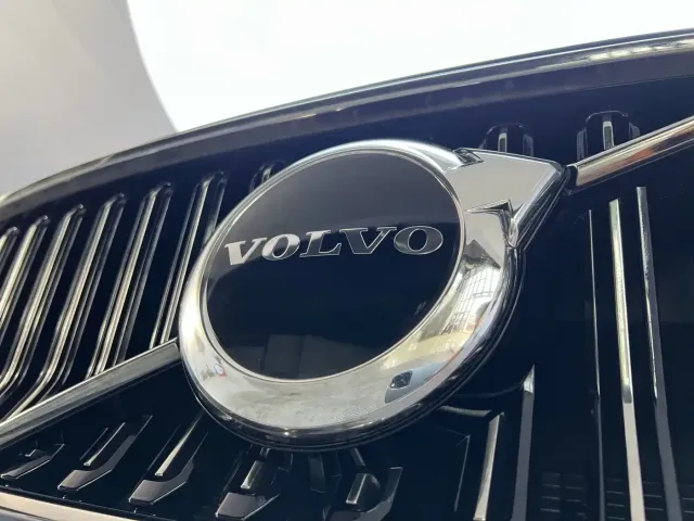 Volvo Volvo XC40 2023 B3 Zhiyuan Luxury Edition — Фото автомобиля 5
