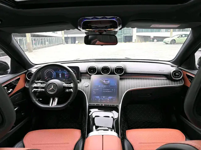 Mercedes-Benz C-Class — Фото автомобиля 6