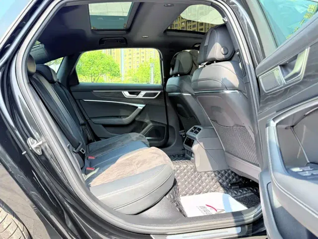 Audi A6L — Фото автомобиля 22