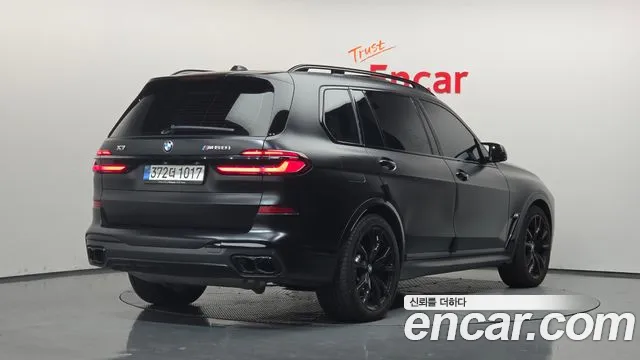 BMW X7 — Фото автомобиля 2